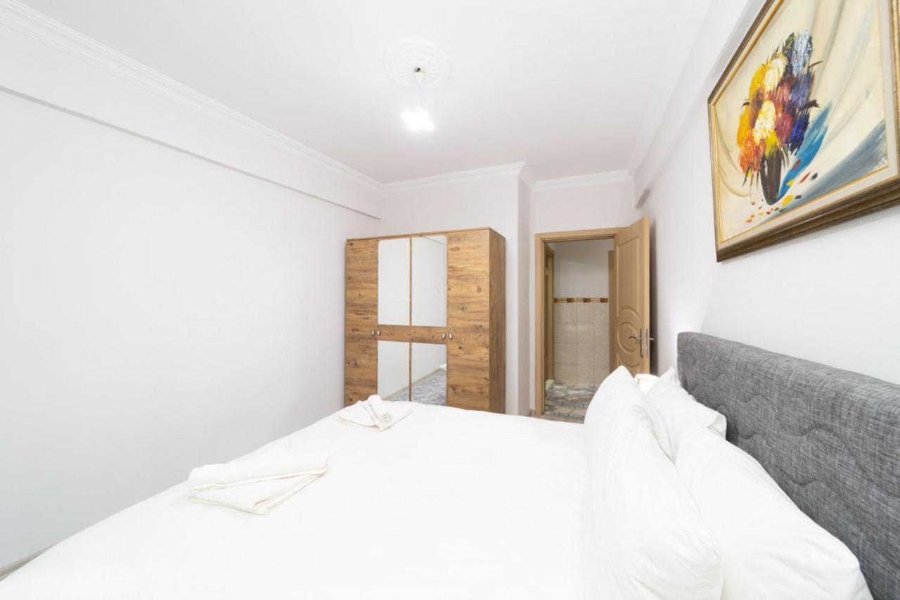 Daire Pleasant Flat With Balcony In Kaleici Antalya
